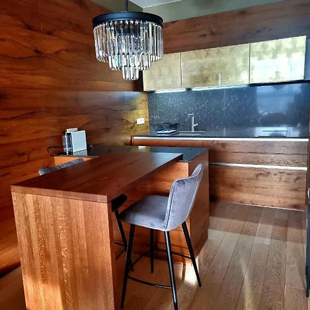 Majestic Golden View Daire Bratislava